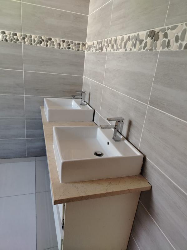 4 Bedroom Property for Sale in Forest Glade Western Cape